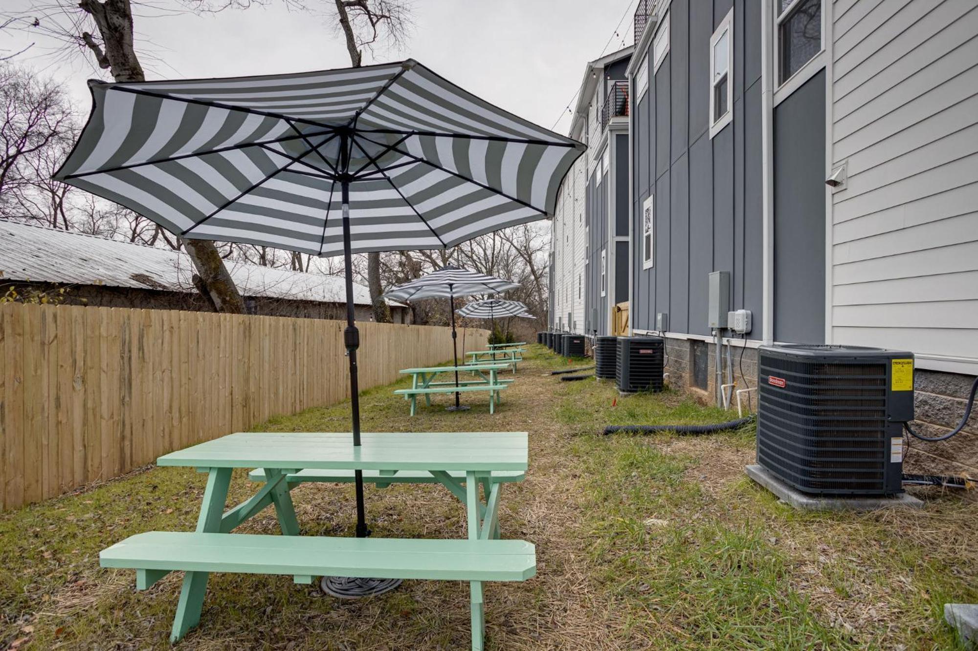 Modern Townhome, 10Min To Downtown! 8Min To Grand Ole Opry! Sleeps 8! NashvilleNashville  Kültér fotó