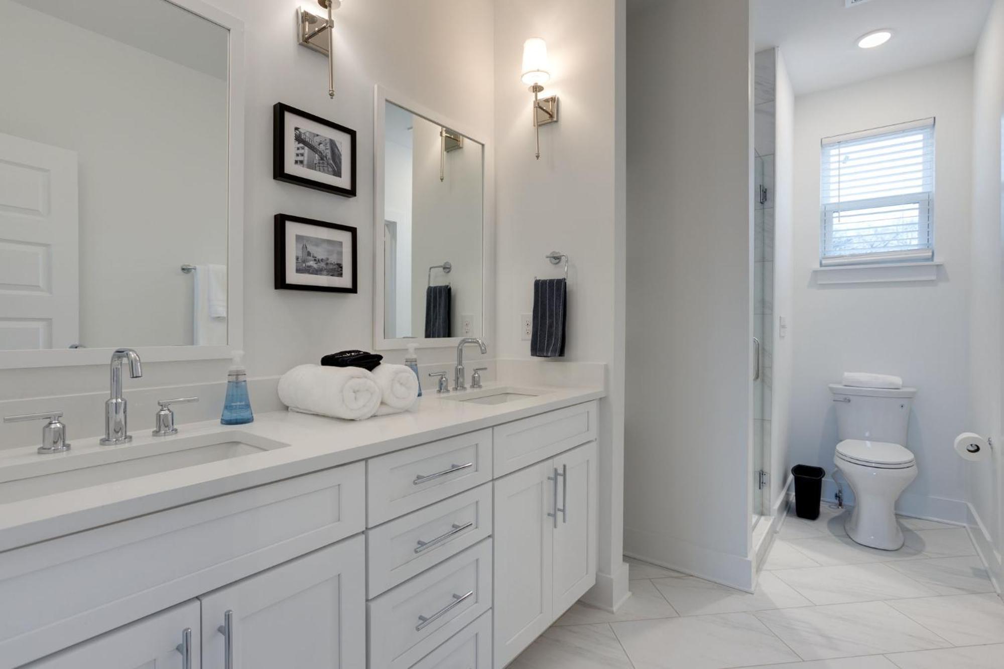 Modern Townhome, 10Min To Downtown! 8Min To Grand Ole Opry! Sleeps 8! NashvilleNashville  Kültér fotó